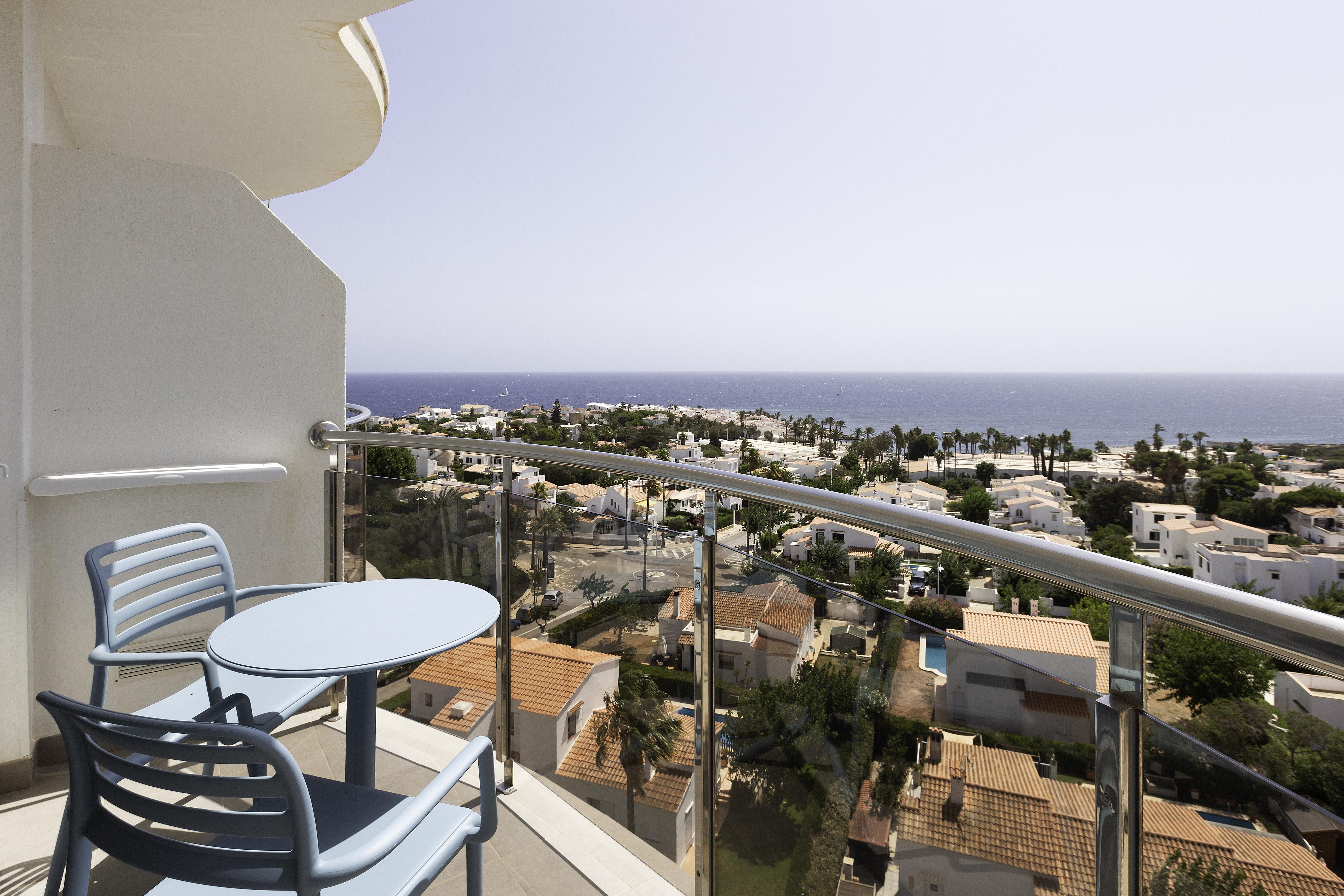 Alua Illa De Menorca Hotel S'Algar Ngoại thất bức ảnh